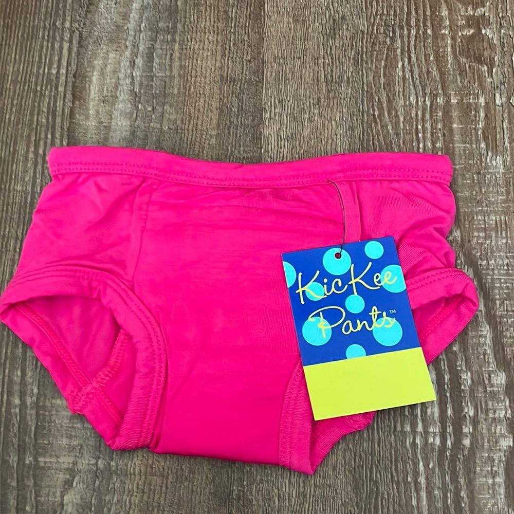 NWT Kickee pants trainers